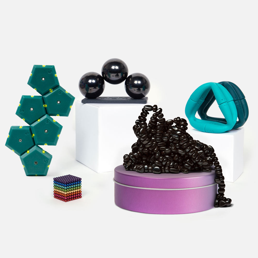 The Magnet Addict - Image 2